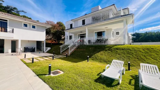 Casa de Condomínio com 5 Quartos para alugar, 280m² no Parque Jardim da Serra, Juiz de Fora