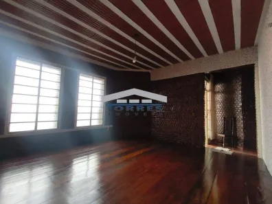 Casa com 3 Quartos para alugar, 228m² no Vera Cruz, Contagem