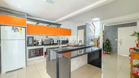 Sobrado com 3 Quartos à venda, 154m² no Nossa Senhora das Graças, Canoas
