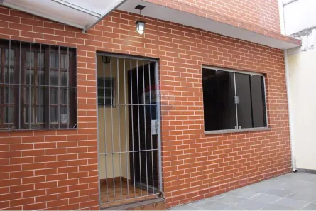 Casa com 3 Quartos para alugar, 252m² no Matriz, Mauá
