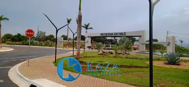 Lote/Terreno à venda, 200m² no Parque das Cachoeiras, Valparaíso de Goiás