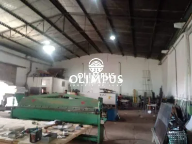 Galpão/Depósito/Armazém à venda, 1000m² no Custódio Pereira, Uberlândia