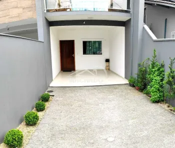 Sobrado com 2 Quartos à venda, 83m² no Floresta, Joinville