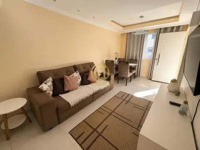 Casa com 2 Quartos à venda, 80m² no Jardim Colônia, Jacareí