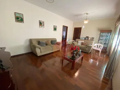 Casa com 3 Quartos à venda, 160m² no Vila Santa Catarina, Americana