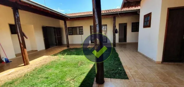 Casa com 3 Quartos à venda, 284m² no Jardim Itamaraty, Lençóis Paulista