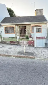 Casa com 3 Quartos à venda, 280m² no Vila Ipiranga, Porto Alegre