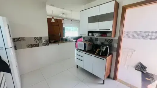Casa com 3 Quartos para alugar, 450m² no Jardim Atlântico Leste (Itaipuaçu), Maricá