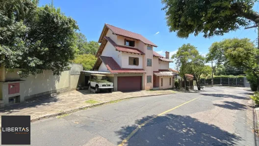 Casa com 3 Quartos à venda, 234m² no Teresópolis, Porto Alegre