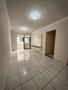 Apartamento com 2 Quartos para alugar, 90m² no São Pedro, Governador Valadares