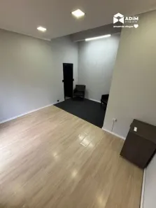 Sala Comercial para alugar, 18m² no Centro, Balneário Camboriú