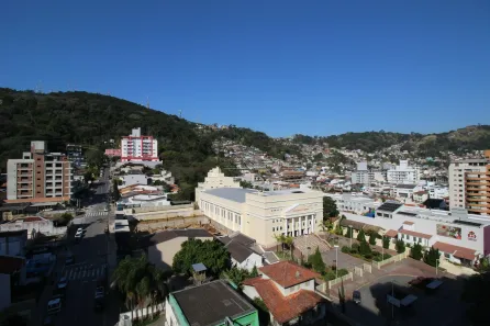 Apartamento com 3 Quartos à venda, 140m² no Centro, Florianópolis