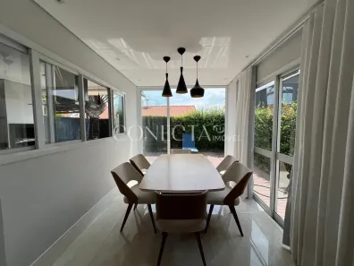 Casa com 3 Quartos para alugar, 180m² no Tamboré, Santana de Parnaíba