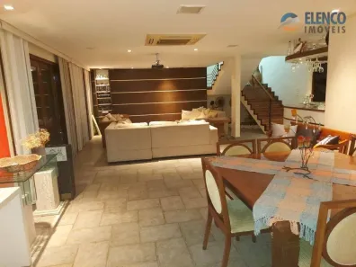 Casa de Condomínio com 4 Quartos à venda, 400m² no Itaipu, Niterói