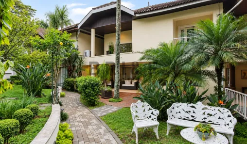 Casa de Condomínio com 4 Quartos à venda, 700m² no Campo Belo, São Paulo