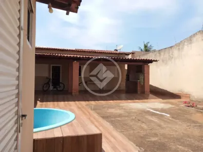 Casa com 3 Quartos à venda, 70m² no Santa Rosa, Uberlândia