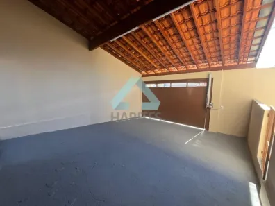 Casa com 3 Quartos para alugar, 120m² no Altos do Paraíso, Botucatu