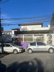 Ponto Comercial com 6 Quartos para alugar, 270m² no Coração Eucarístico, Belo Horizonte