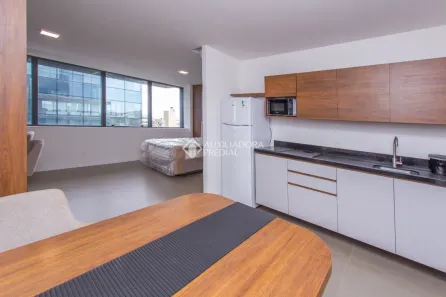Apartamento com 1 Quarto para alugar, 40m² no Três Figueiras, Porto Alegre