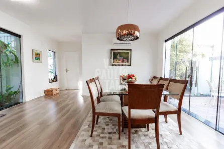 Casa com 3 Quartos à venda, 220m² no Campo Belo, São Paulo