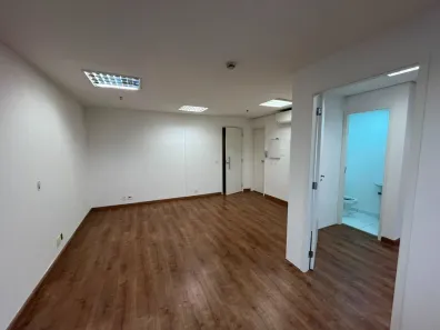 Sala Comercial para alugar, 39m² no Itaim Bibi, São Paulo