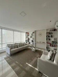 Sala Comercial para alugar, 107m² no Gonzaga, Santos