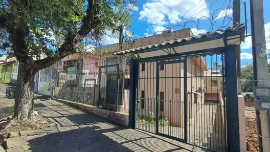 Casa com 1 Quarto para alugar, 40m² no Vila Ipiranga, Porto Alegre