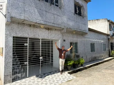 Casa com 6 Quartos à venda, 130m² no Água Fria, Recife