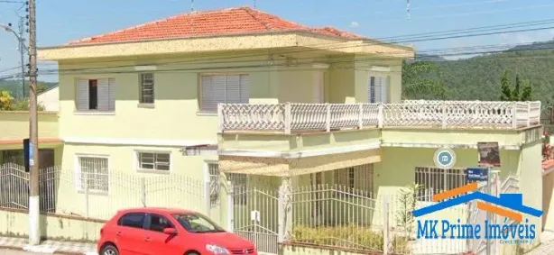 Sobrado com 4 Quartos para alugar, 250m² no Região Central, Caieiras