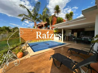 Casa de Condomínio com 5 Quartos para alugar, 450m² no Gávea, Uberlândia