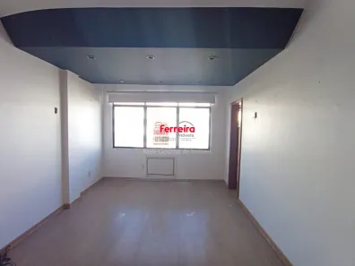 Sala Comercial à venda, 78m² no Bom Fim, Porto Alegre