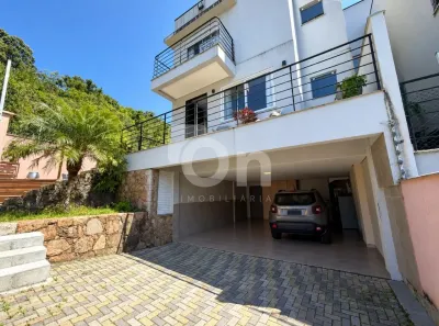 Casa com 3 Quartos à venda, 179m² no Córrego Grande, Florianópolis