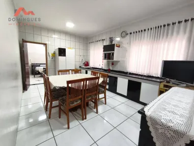 Sobrado com 3 Quartos à venda, 210m² no Residencial Vale das Nogueiras, Americana