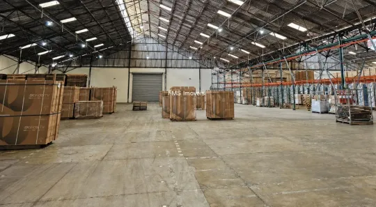 Galpão/Depósito/Armazém para alugar, 2500m² no Altos de Jordanésia (Jordanésia), Cajamar