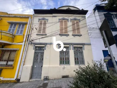 Casa com 4 Quartos para alugar, 170m² no Floresta, Porto Alegre