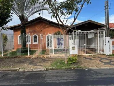 Imóvel Comercial com 4 Quartos para alugar, 180m² no Nova Campinas, Campinas