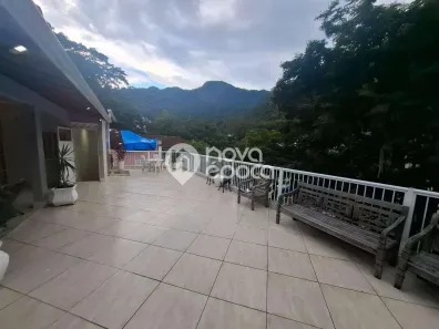 Casa com 10 Quartos à venda, 485m² no Rio Comprido, Rio de Janeiro