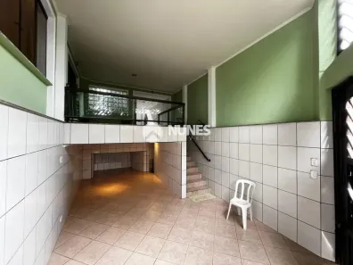 Sobrado com 5 Quartos à venda, 247m² no Vila Yolanda, Osasco