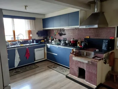 Casa com 2 Quartos à venda, 290m² no Teresópolis, Porto Alegre
