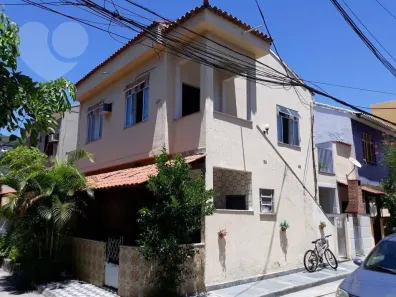 Casa de Condomínio com 2 Quartos à venda, 70m² no Fonseca, Niterói