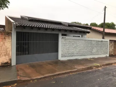 Casa com 2 Quartos à venda, 163m² no Jardim Primavera, Rancharia
