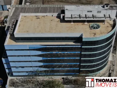 Prédio Comercial para alugar, 10000m² no Granja dos Cavaleiros, Macaé