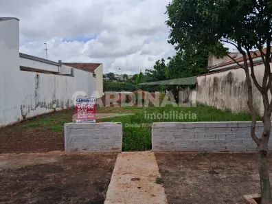 Lote/Terreno à venda, 250m² no Jardim Nova Época, Araraquara