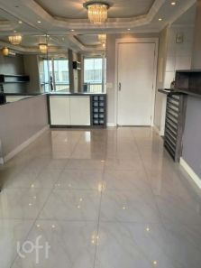 Apartamento com 2 Quartos à venda, 62m² no Vila Ipiranga, Porto Alegre
