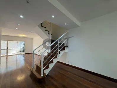 Casa de Condomínio com 4 Quartos para alugar, 189m² no Chácara Monte Alegre, São Paulo