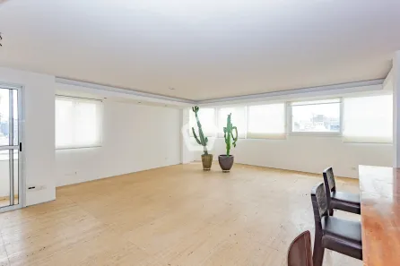 Apartamento com 3 Quartos à venda, 180m² no Vila Nova Conceição, São Paulo