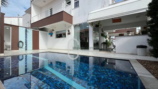 Casa com 4 Quartos à venda, 225m² no Jardim Imperador, Peruíbe