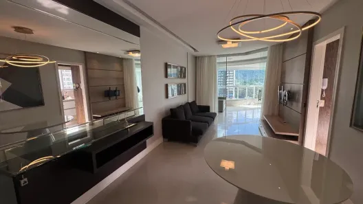 Apartamento com 3 Quartos para alugar, 105m² no Centro, Balneário Camboriú