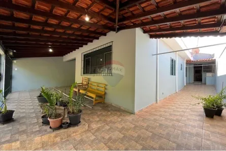 Casa com 5 Quartos à venda, 228m² no Jardim Camboriú, Itapira