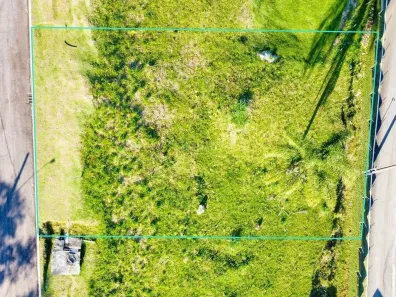 Lote/Terreno à venda, 358m² no Centro, Camboriú